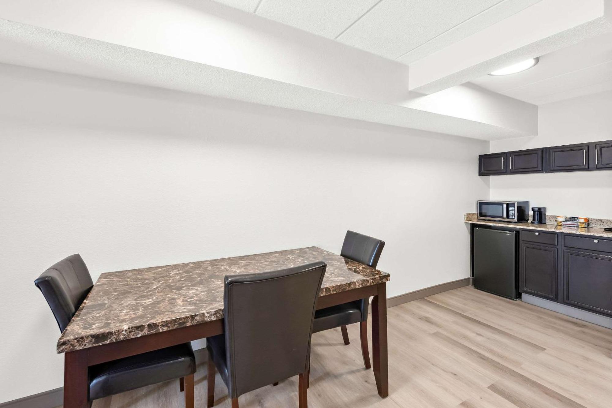 Comfort Suites Columbus Luaran gambar