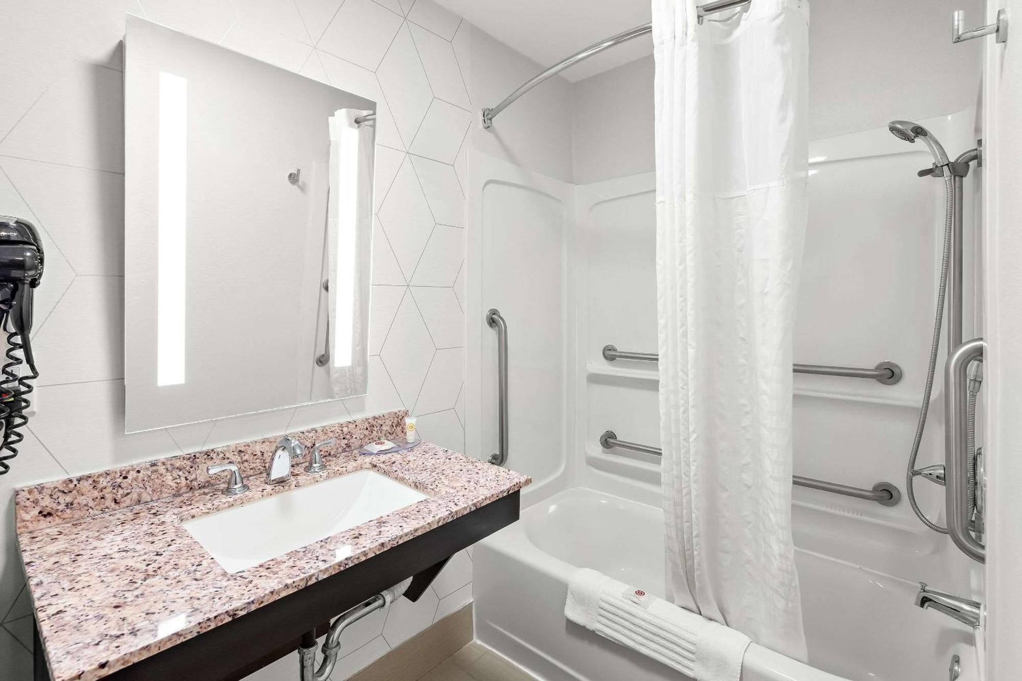 Comfort Suites Columbus Luaran gambar